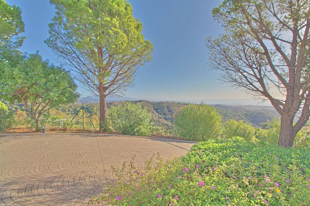 fa3144a7-9420-4853-bc55-1d1b4af863e2