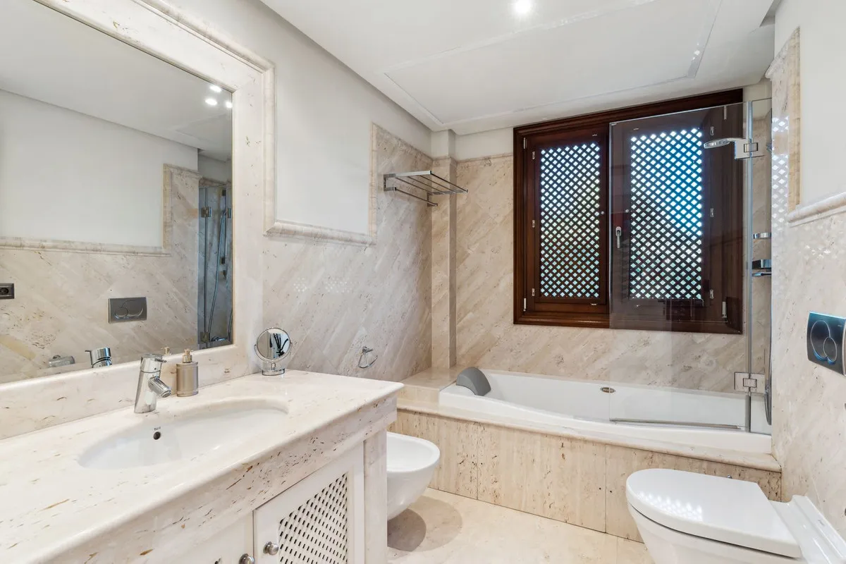 5bd0698e-35d7-4cd5-9d6f-3e0902c98709