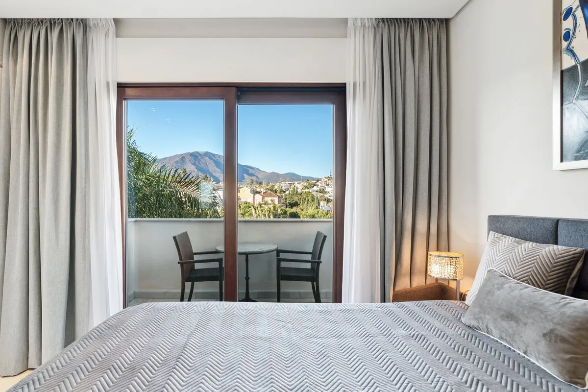 6b6b63f1-e222-4a97-8144-221555947729