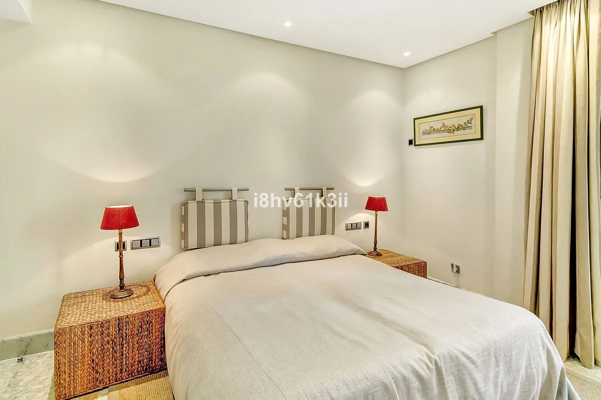 5a965798-9002-41c9-ae97-6b0dd200eb03