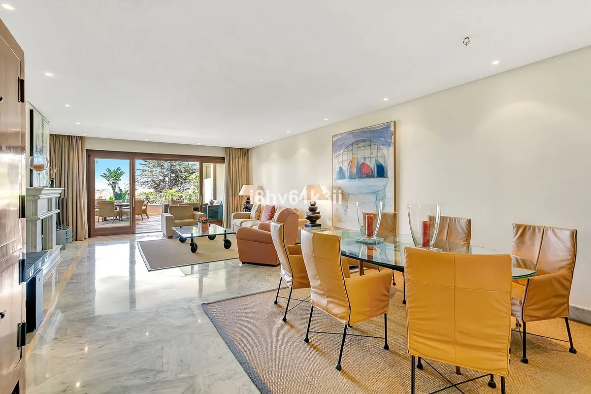 943cc627-80ad-45ea-8d49-342adc8a522c