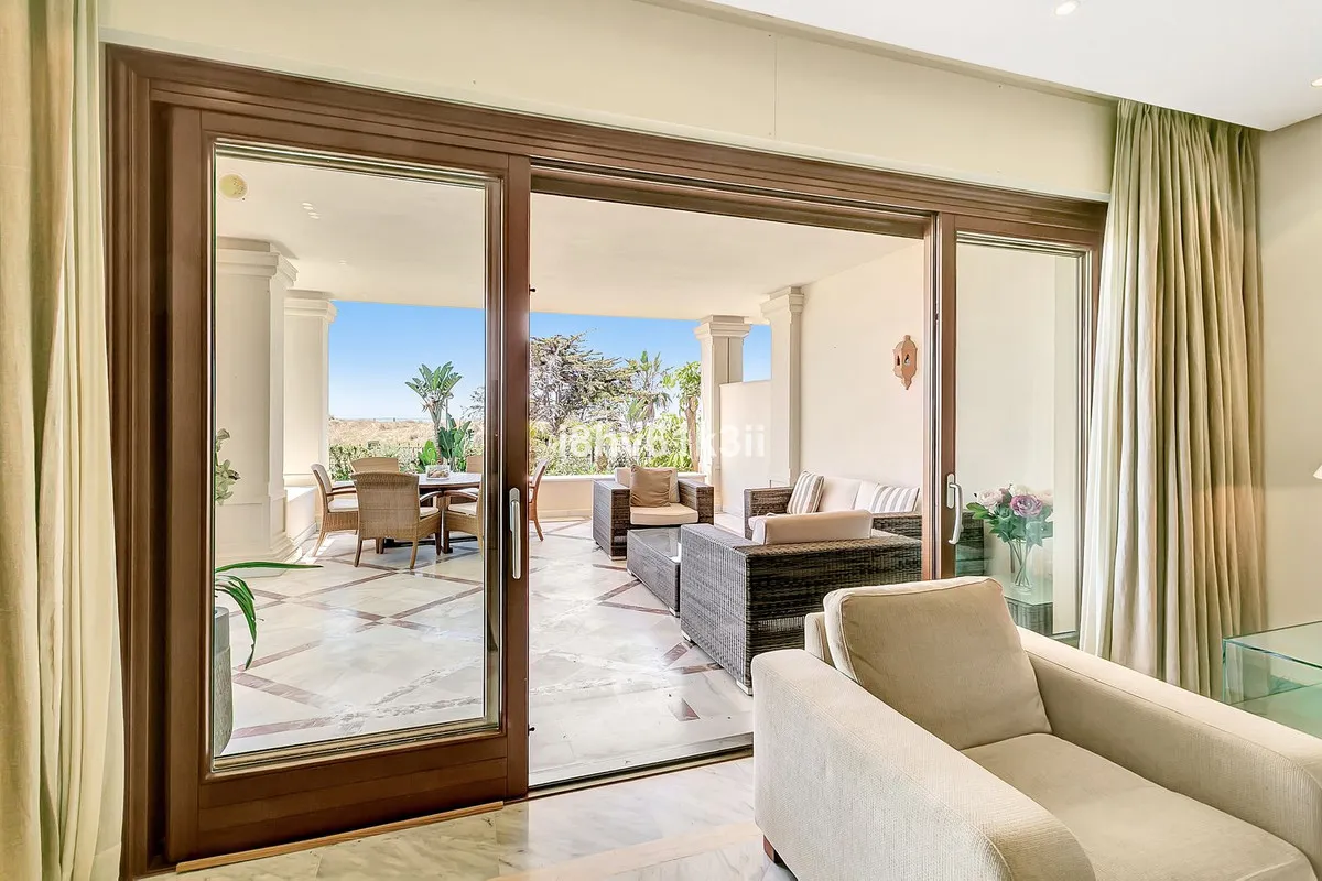 95dd0f7d-b189-4447-8d2e-49af76a4a31c