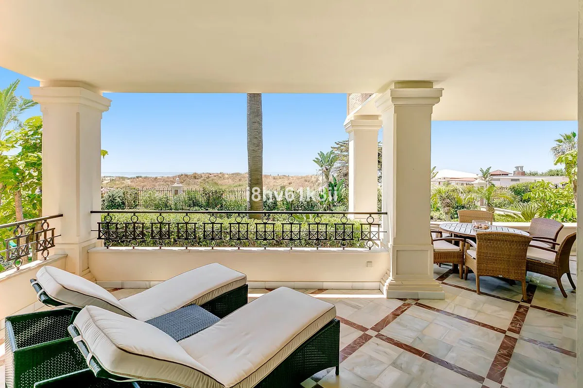 f598370a-c65f-4cca-9696-7e8c5d5b5aa4