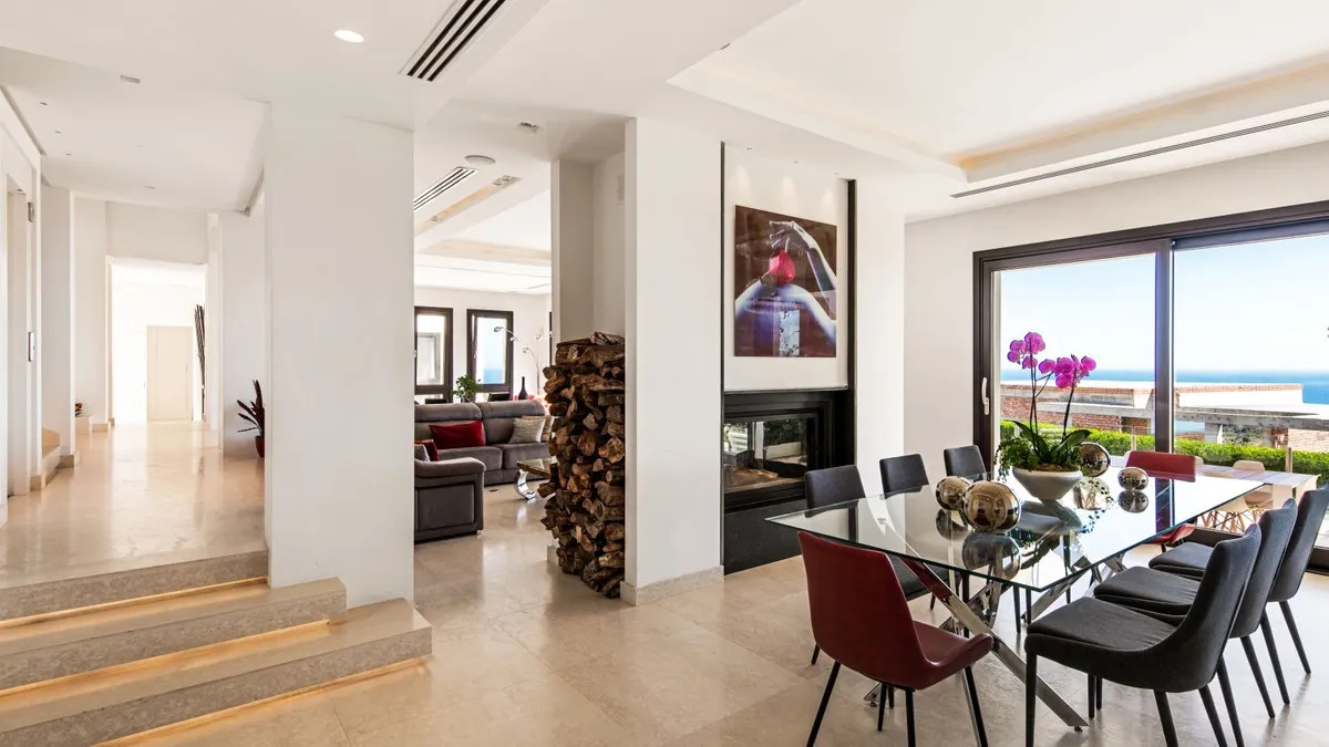 ca1bf295-57b4-4162-bbdc-0b756e49b57b