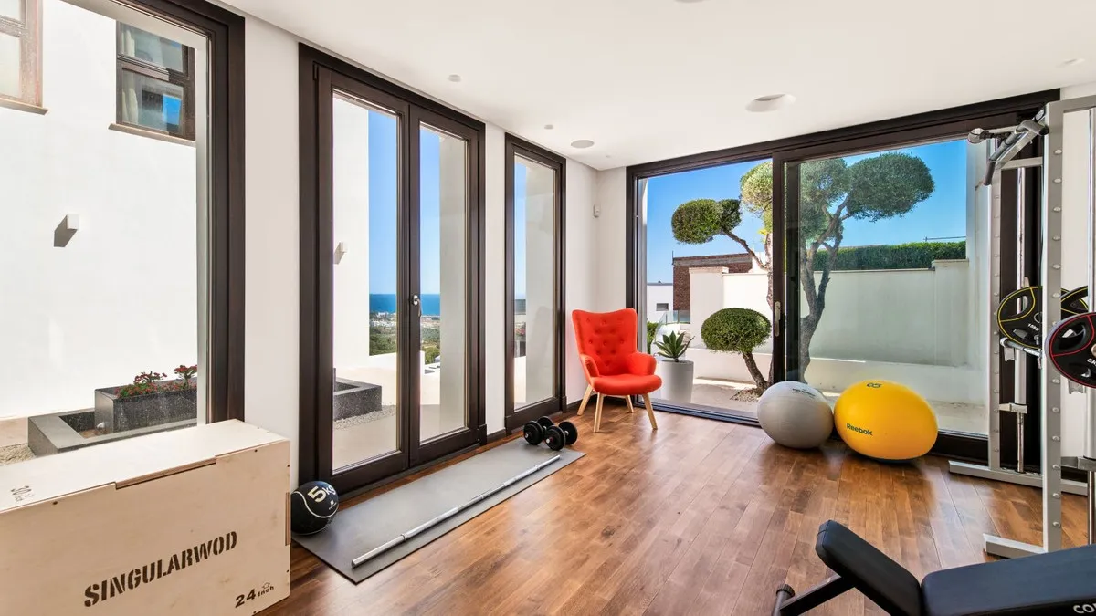 d758f03c-371a-440a-8206-f4073daea3d9