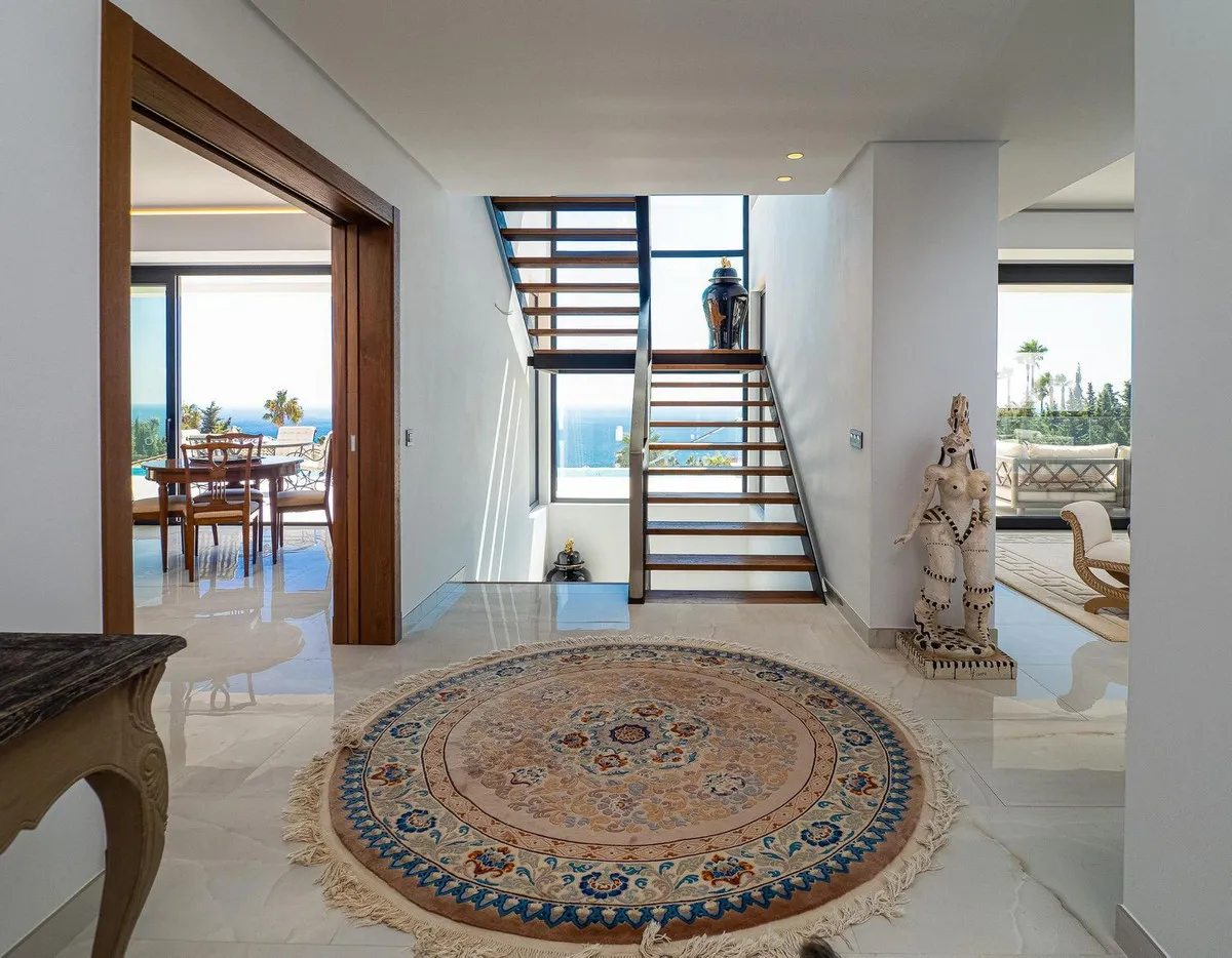 02b8a0e2-70e8-4130-83da-eb6bce711645