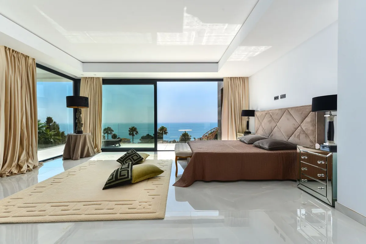 c5199099-bcb2-4855-82b8-ca1c7ef0b246