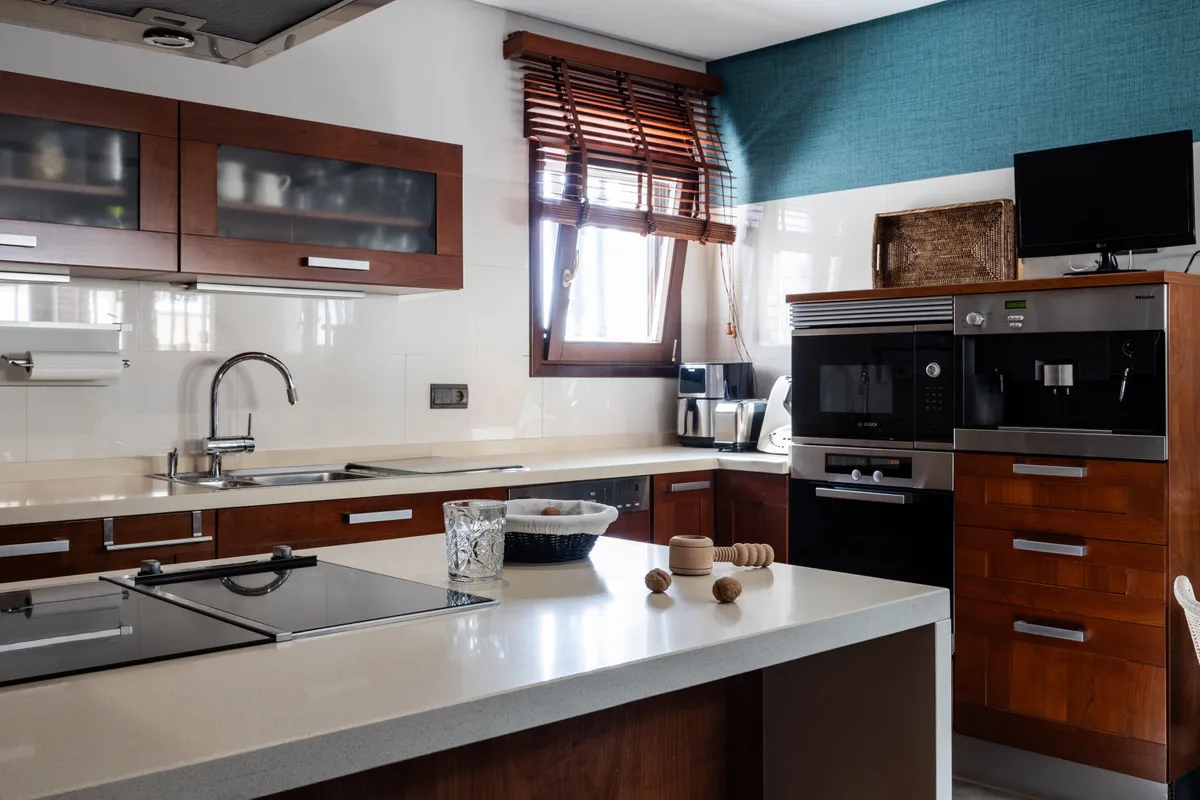 52362f1f-9d8a-42e0-a38f-b2c552ee53c9