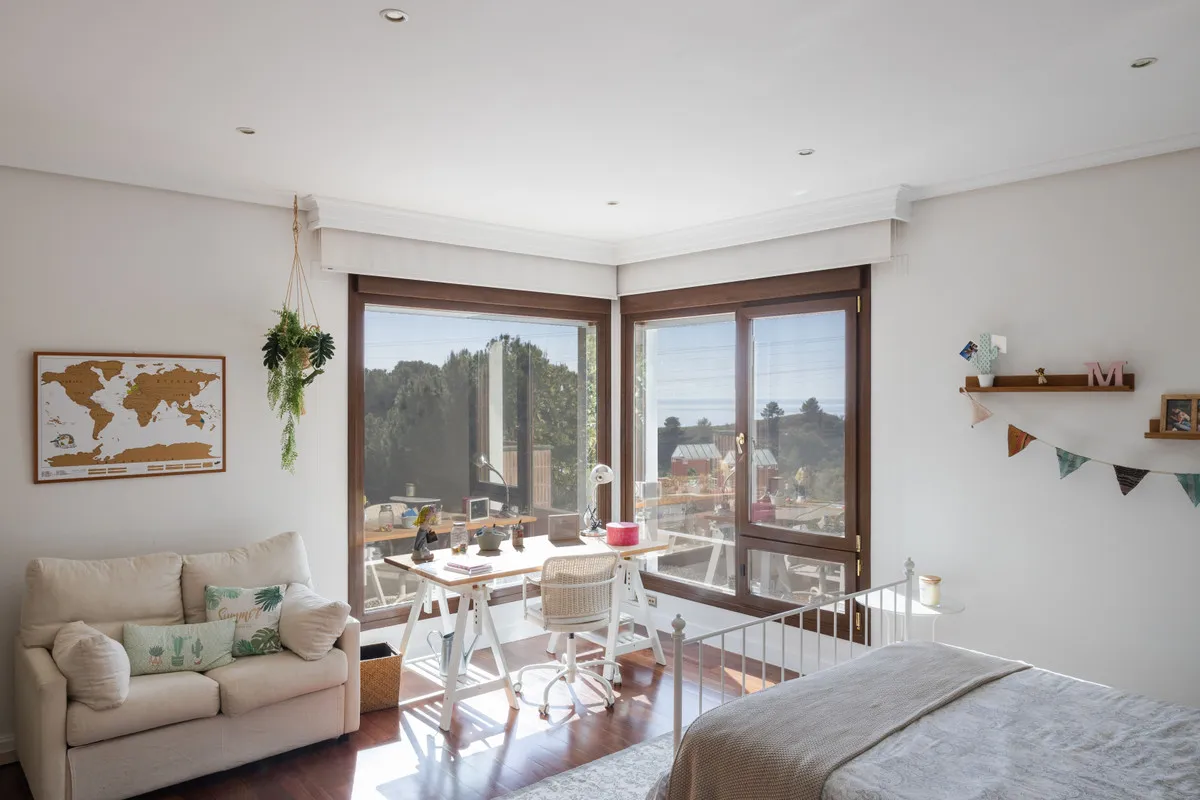 57eb9ecc-50ca-4c88-952c-09b9978d198f