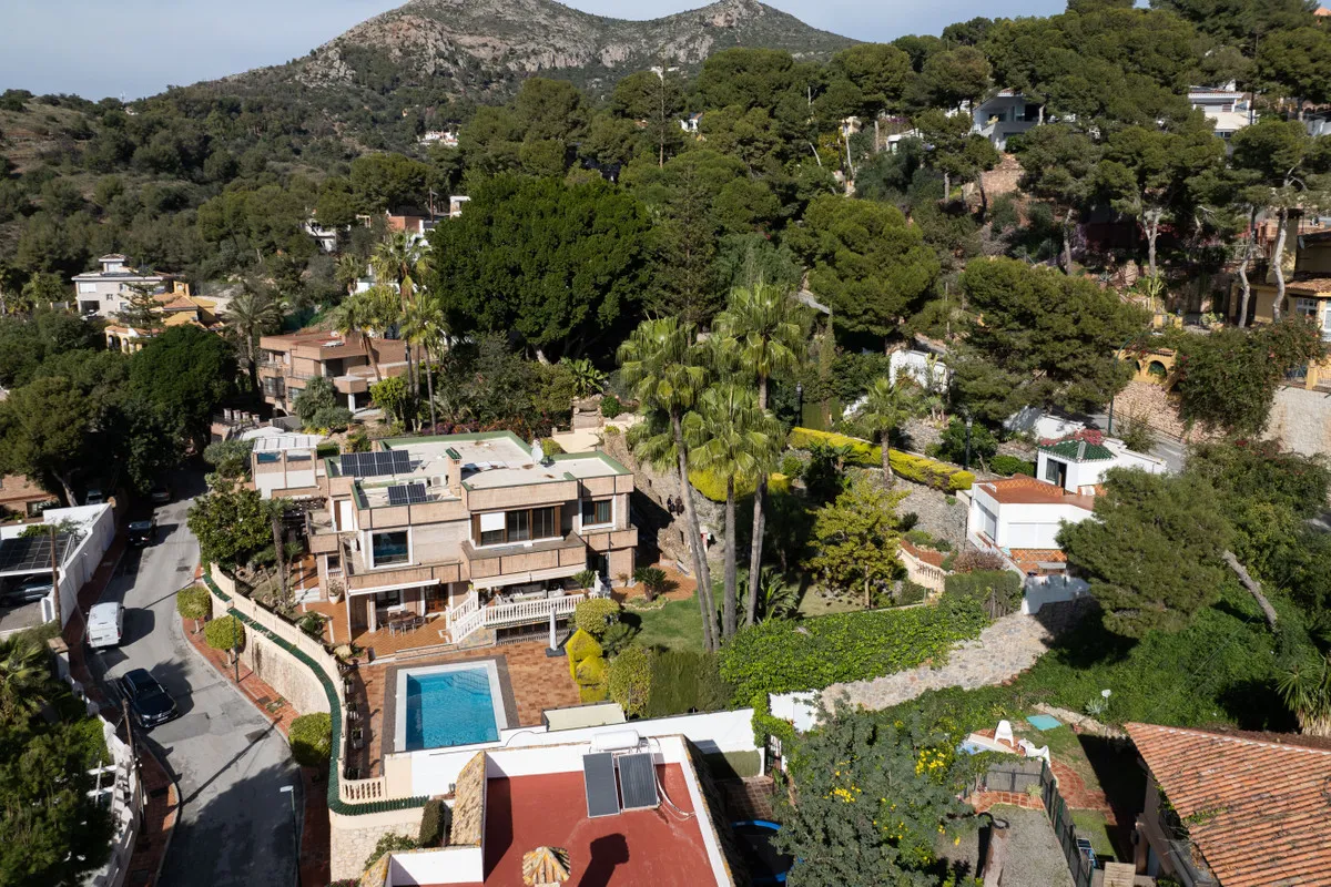 7e90680b-6278-4628-a311-b4e4edd45cc0