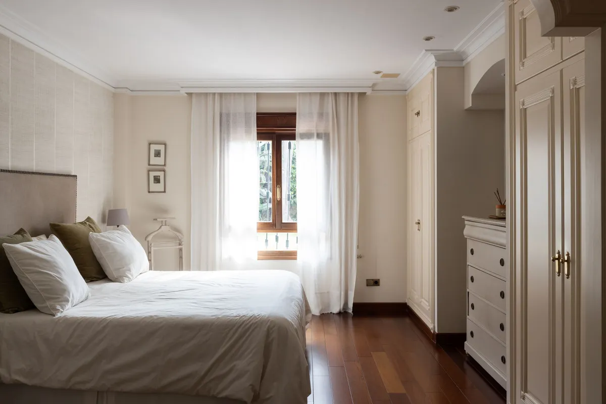 ba85816e-2f2e-4c2d-ae6e-f0f6f320414d