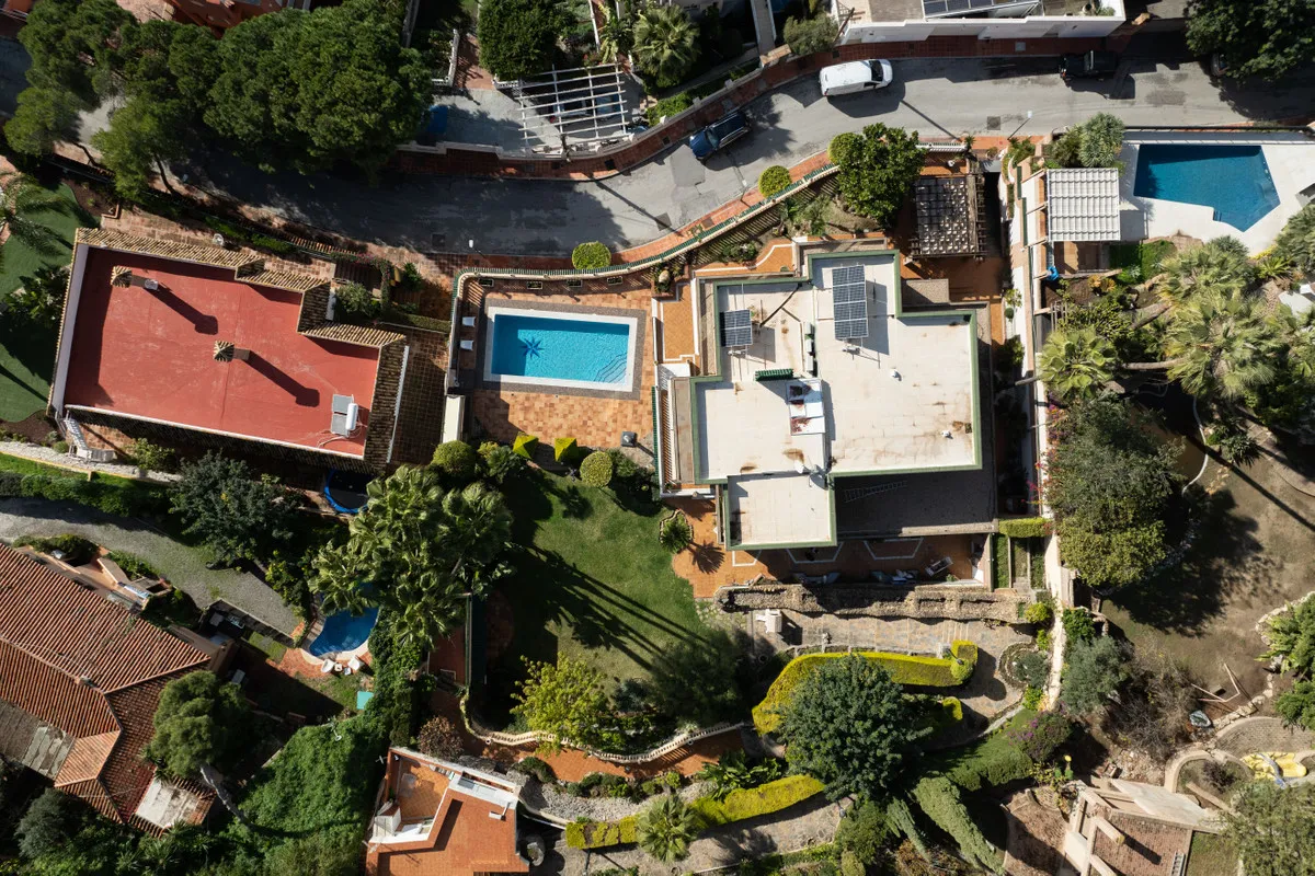 fe5104d7-ac23-4c80-8eac-45c805194066