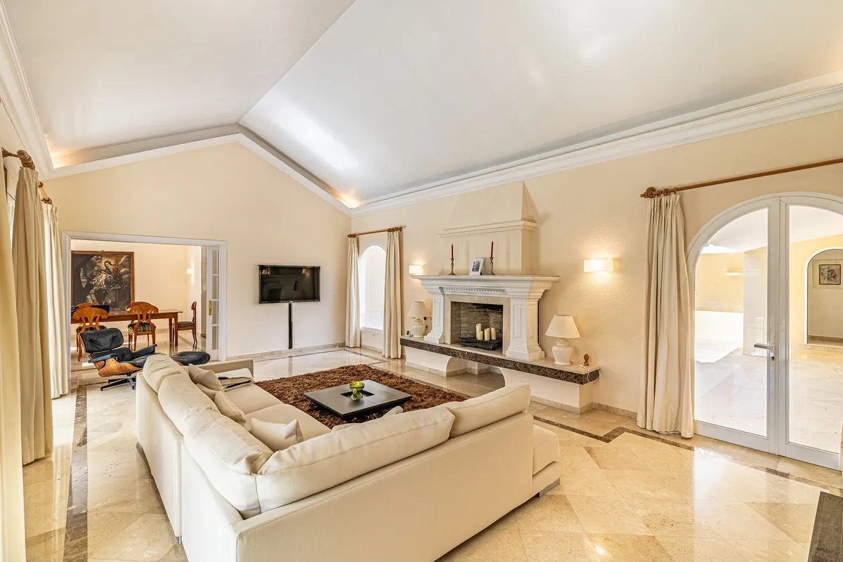 74bc7afe-a529-4c91-8bbb-550c4929cfdd