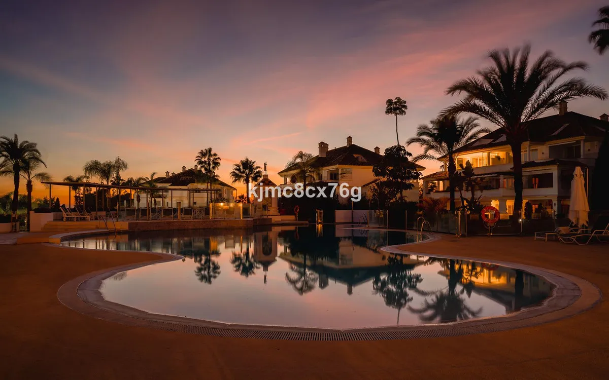 7d90e6ea-2b00-4c03-b789-f27f128240ce