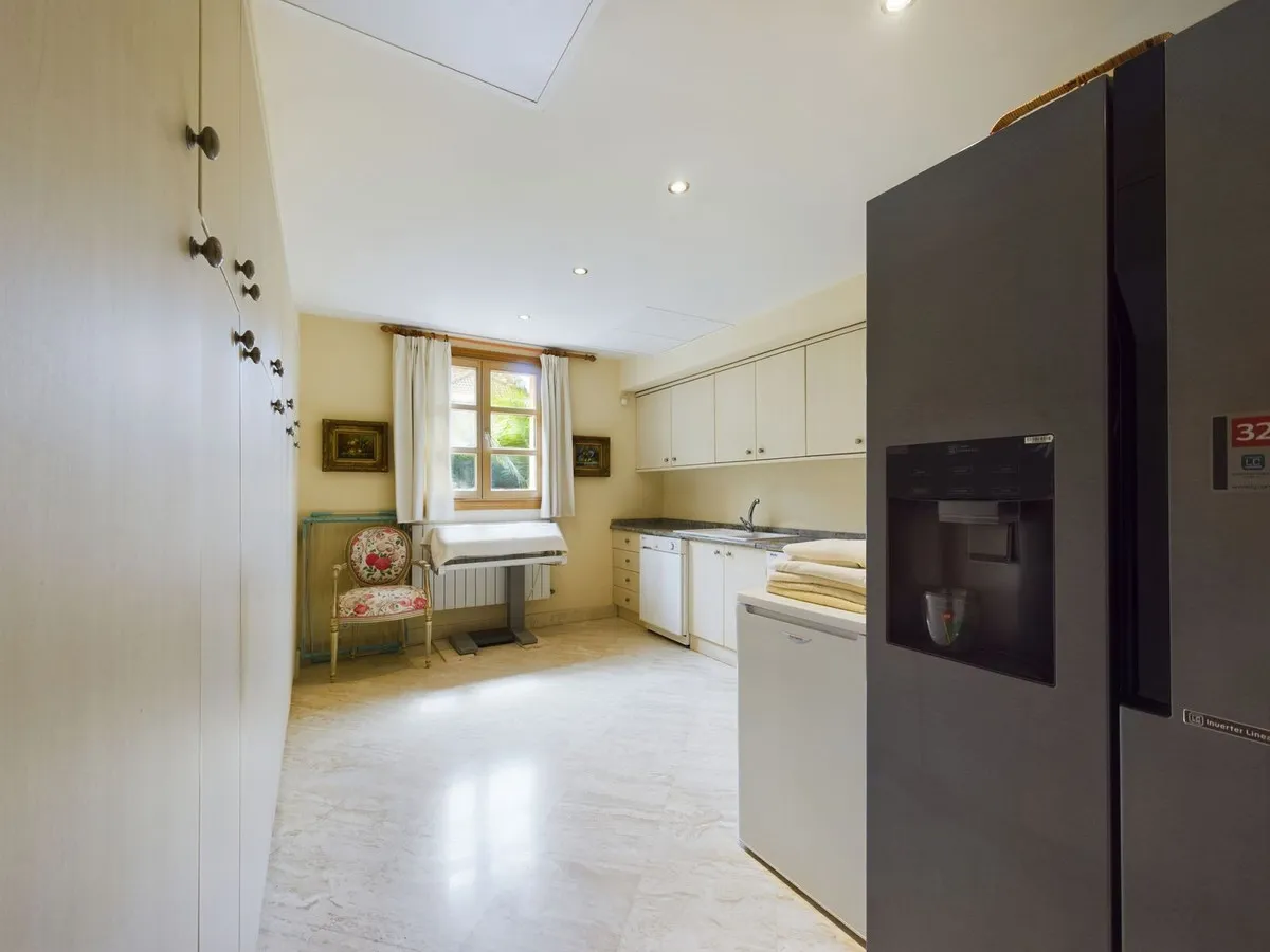 d0cd820a-daf5-47ab-885f-ceb4700c9ca2