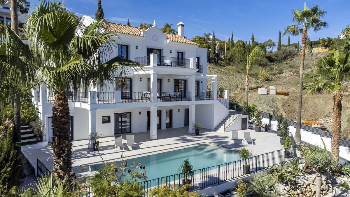 0531ea2b-e125-4090-9928-5700bd264dbf