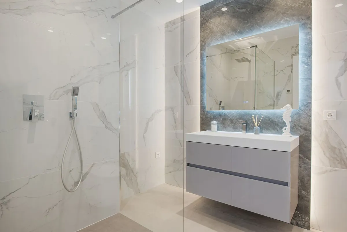 0b76d651-9195-4c95-a717-2eea42194d39