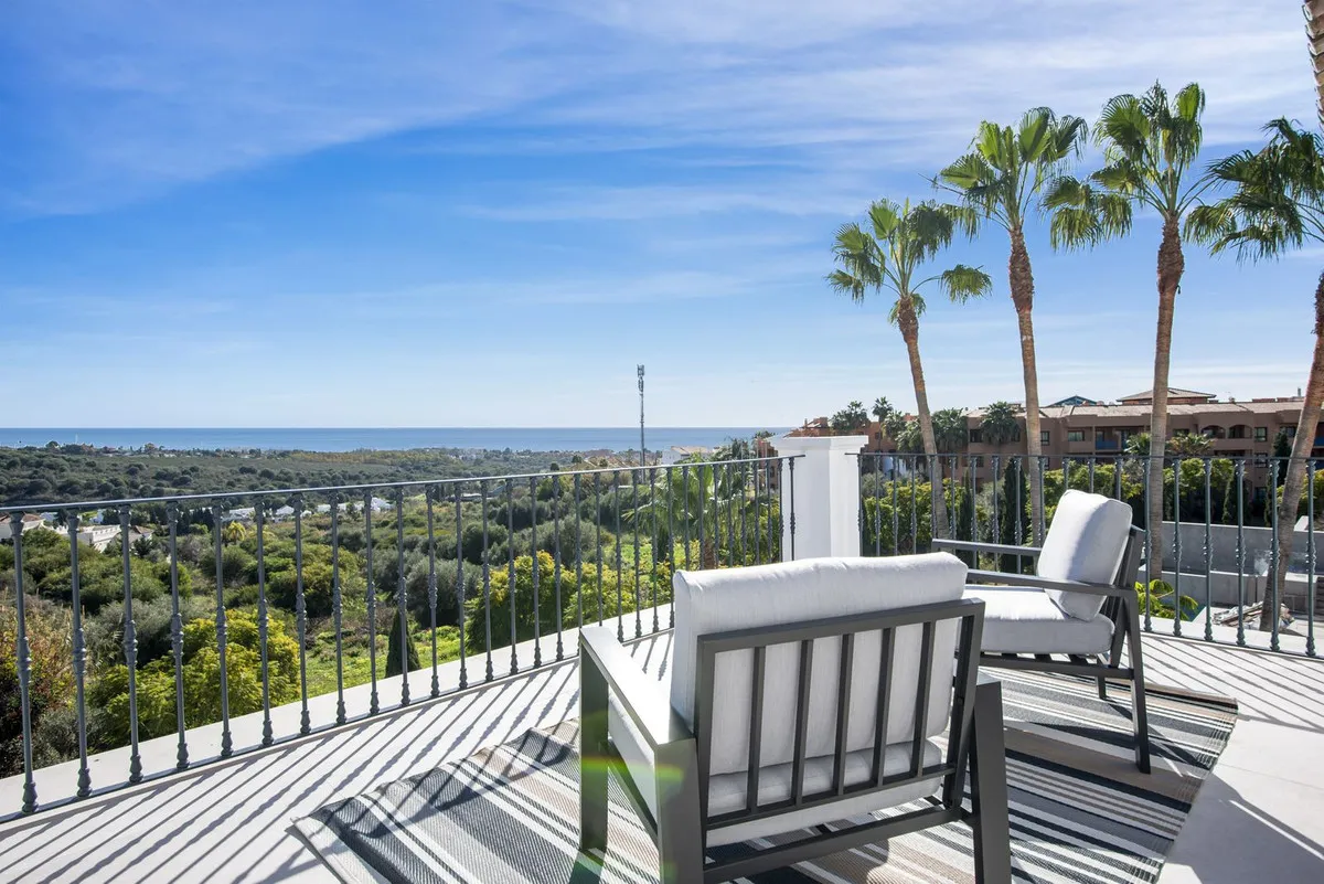 7a4f6468-3029-4b5b-b0e7-f89070640a91