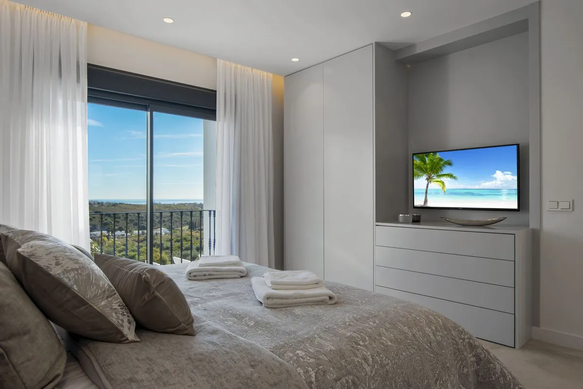 c985e29d-cd40-4fdb-9092-e5f678a61be9