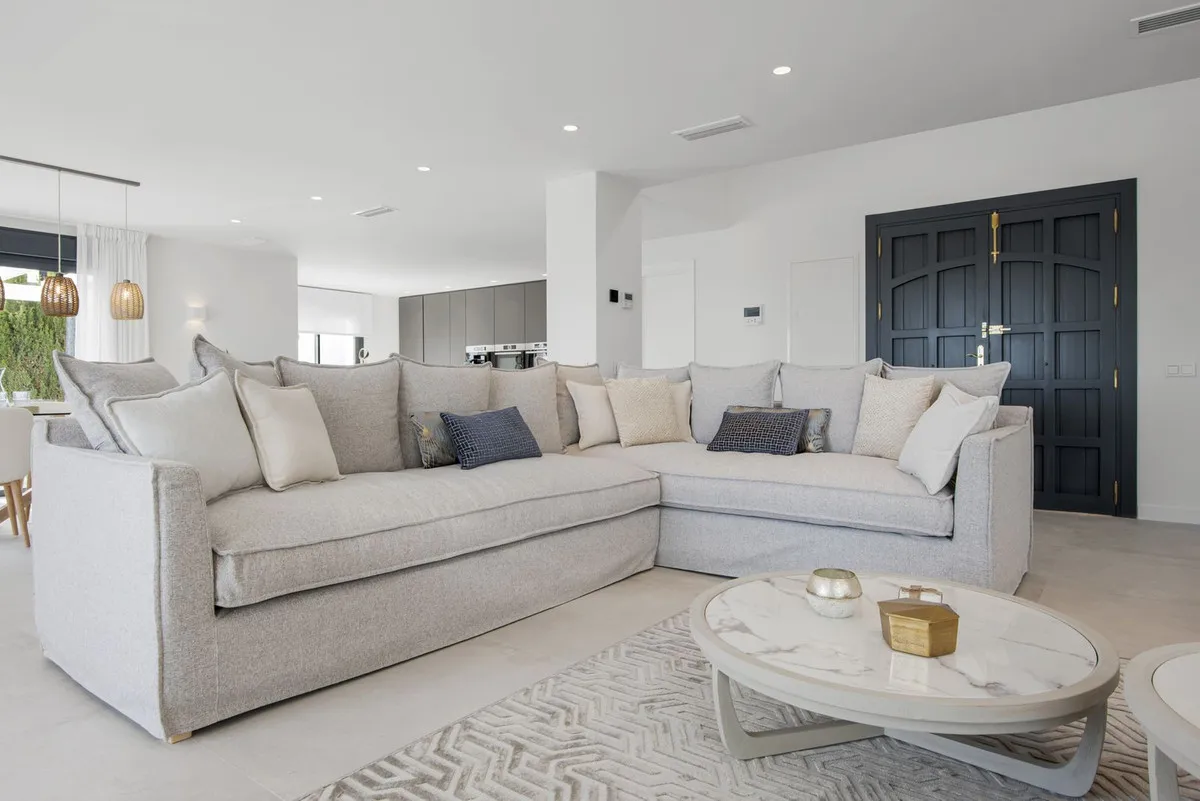 cc0f0cc4-3faa-46d5-9c56-ae3e545d13a3