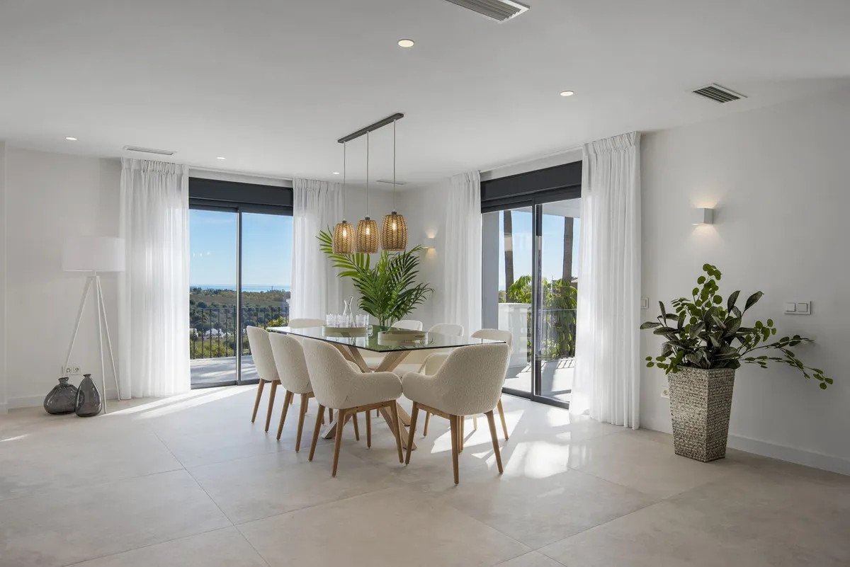 e4c0057b-8901-40bd-832b-e56fd5405603