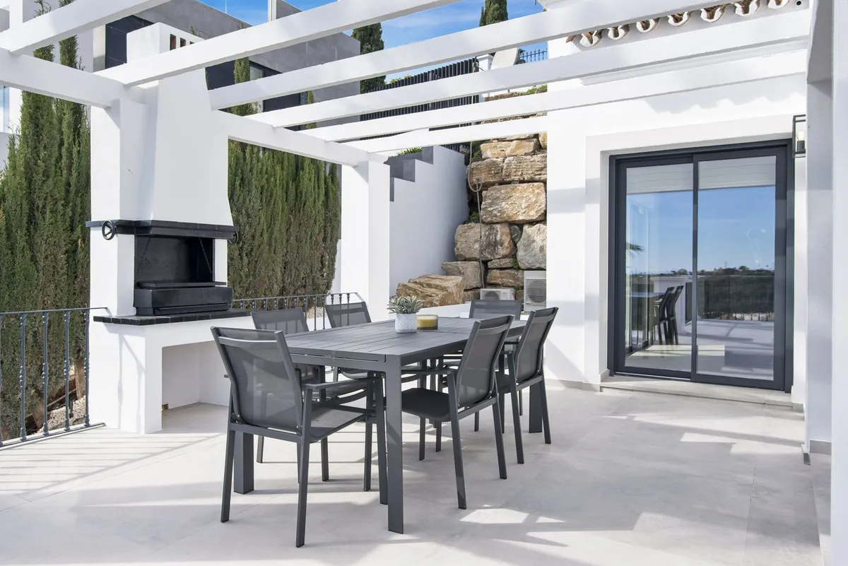 ef983e9a-b636-48cf-93e9-4de5adb997b7