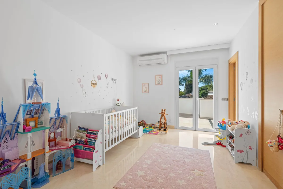 695161d2-150c-4bdd-83cd-75a78984ca40