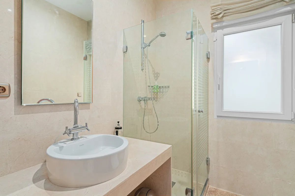 cd9b5bf8-06bf-4a9a-ace4-b663baa56324