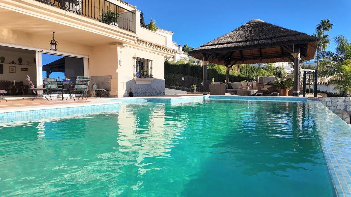 85ce52c3-2e82-4819-b535-1307f1f16648