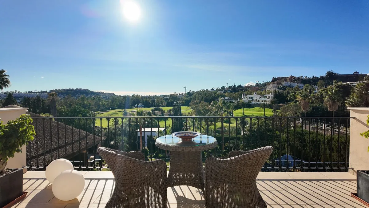 9a0151e6-6b28-4d13-9edd-4ef624252f87