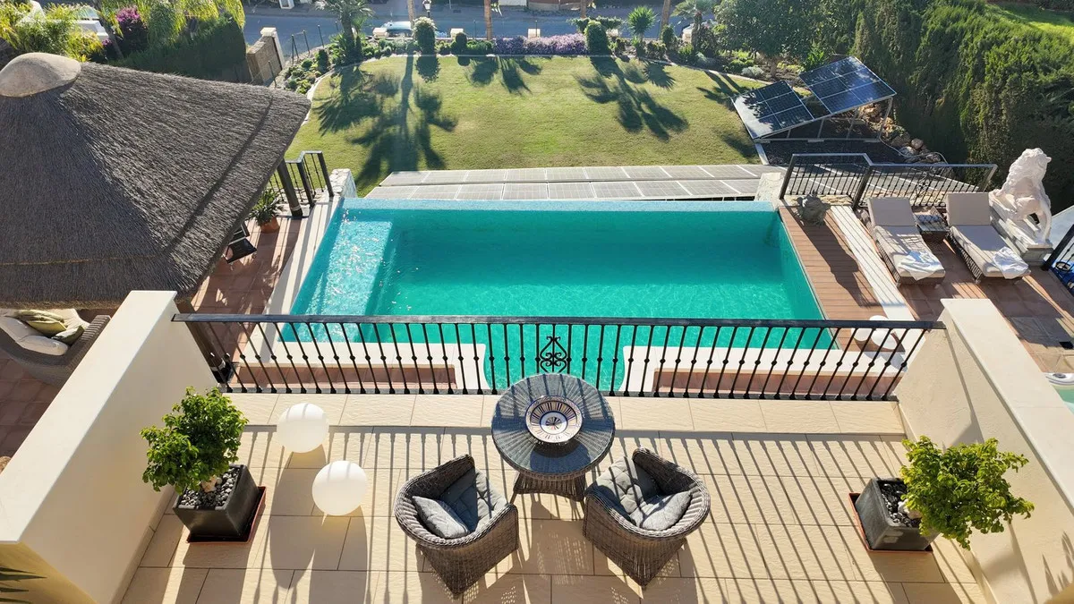 cd83a8f9-723e-46db-a8fe-5e8a13f8ccfd