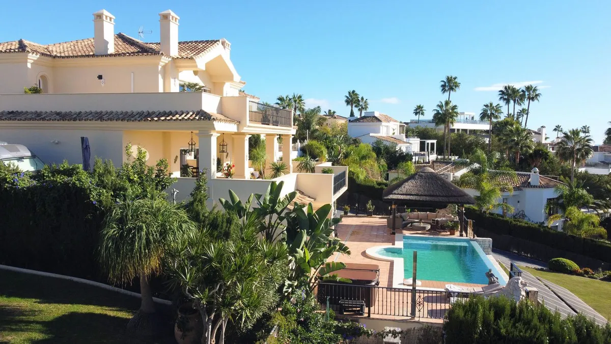 f6b5c093-0ea9-4eea-b44b-55ecf789d038