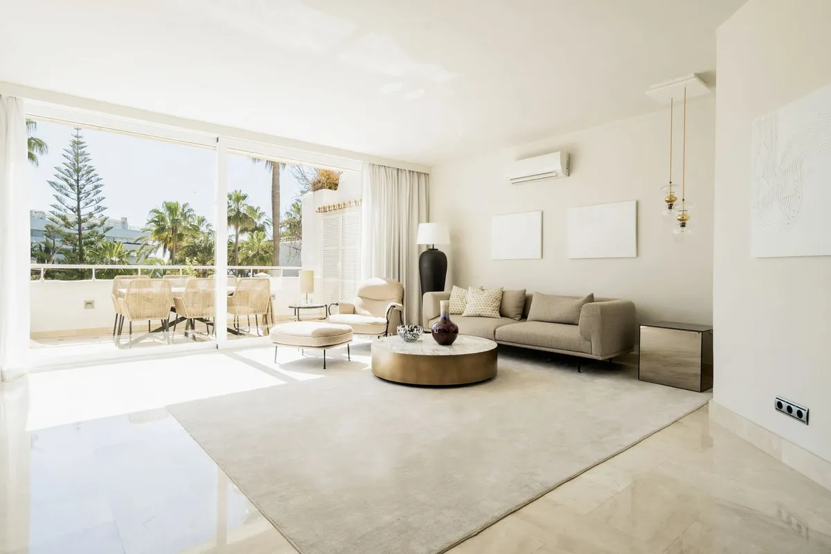 1b2b0a57-ef9f-4e40-ad0d-4cbb483cc7bf