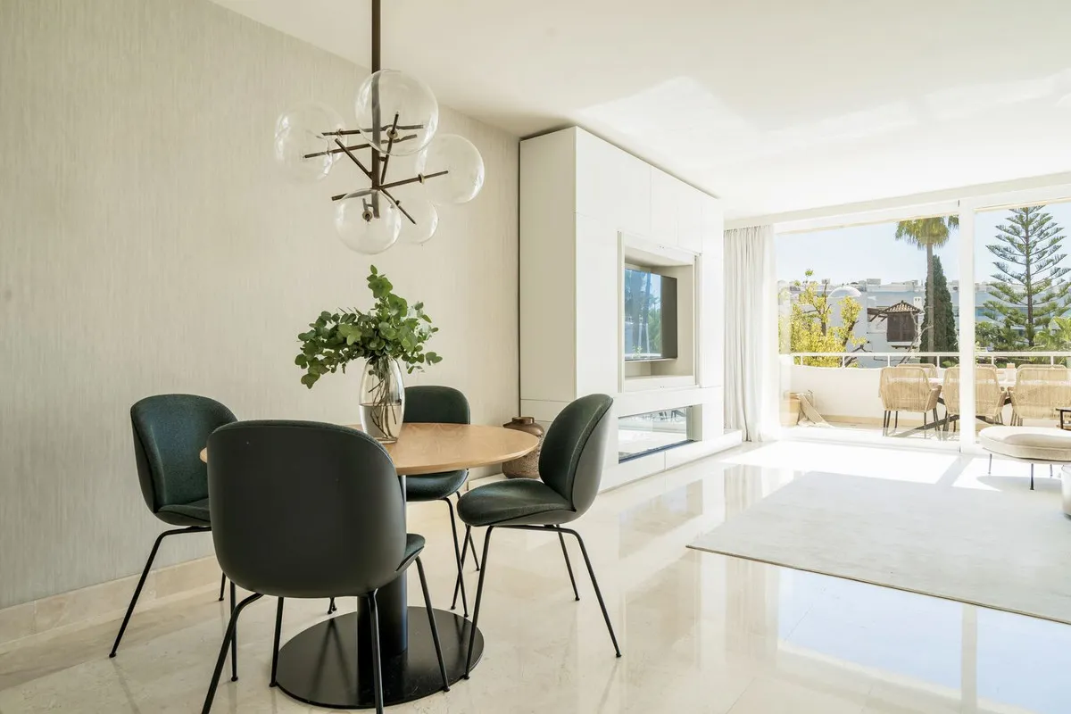 57ae1e32-b990-4250-999b-4324b67041b2