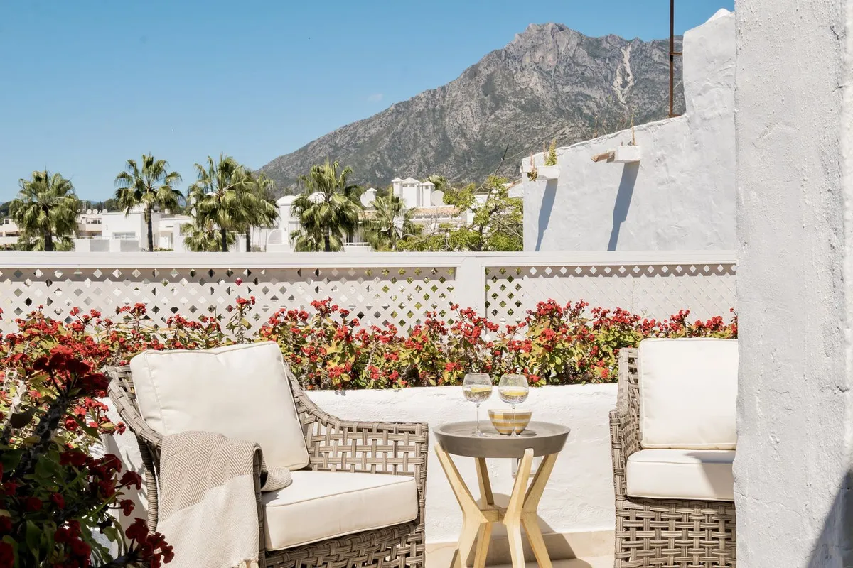 5c777d4e-b7a7-4f62-9c88-1d78df8d56d3