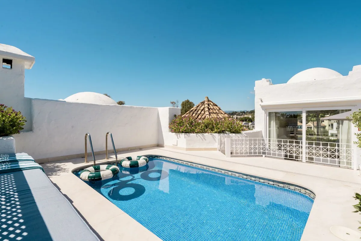 81aa44a3-5728-4885-8cfc-2d6a64a3a4bc