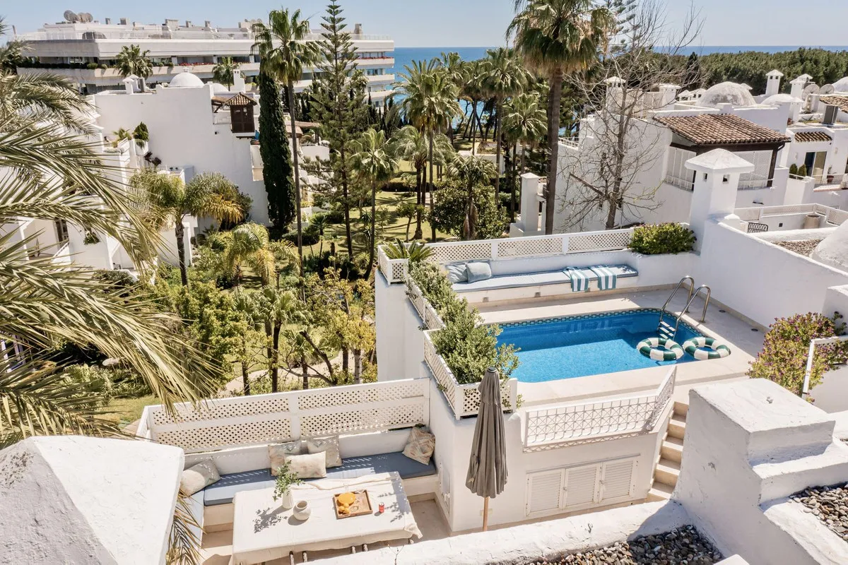 8fe776d7-3d3d-4b04-a3ab-63260efb9f39