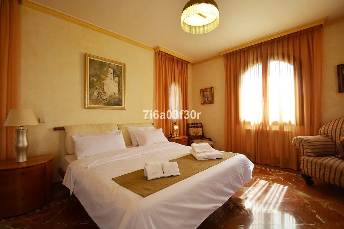 1dfb858f-52b9-468a-9cdb-d045bff54510