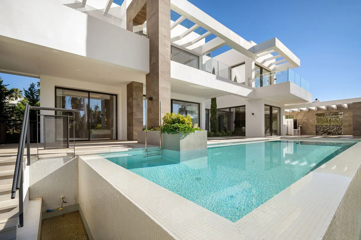 9ea4828f-c09e-49d8-9c2c-bd719c21515d