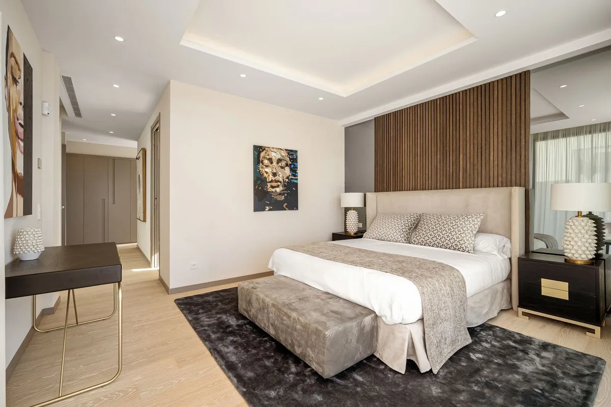 f2cd5047-74f0-449c-bfb4-51302d721e5a