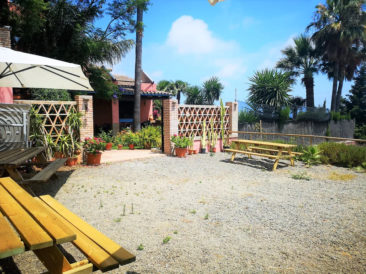 1c0d9497-bc2f-425b-9634-724488fd73e1