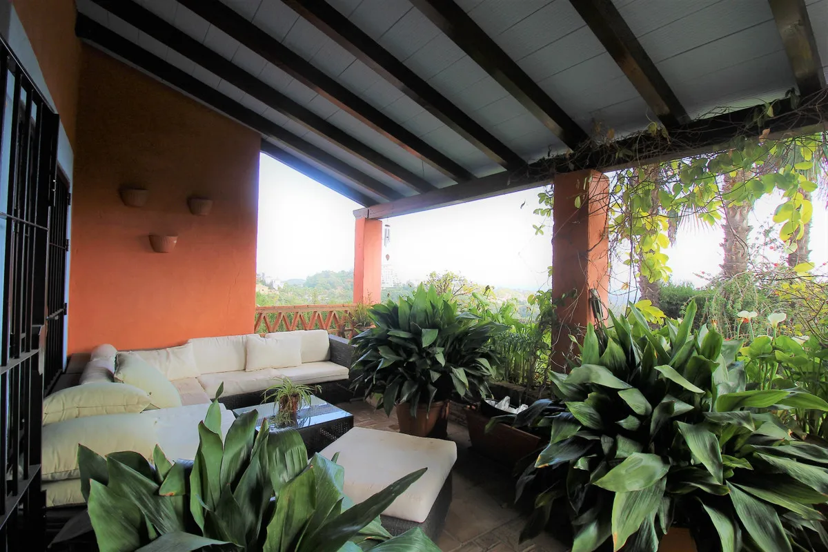 c161bb7a-6231-4402-bffa-bace8cfaa3fd