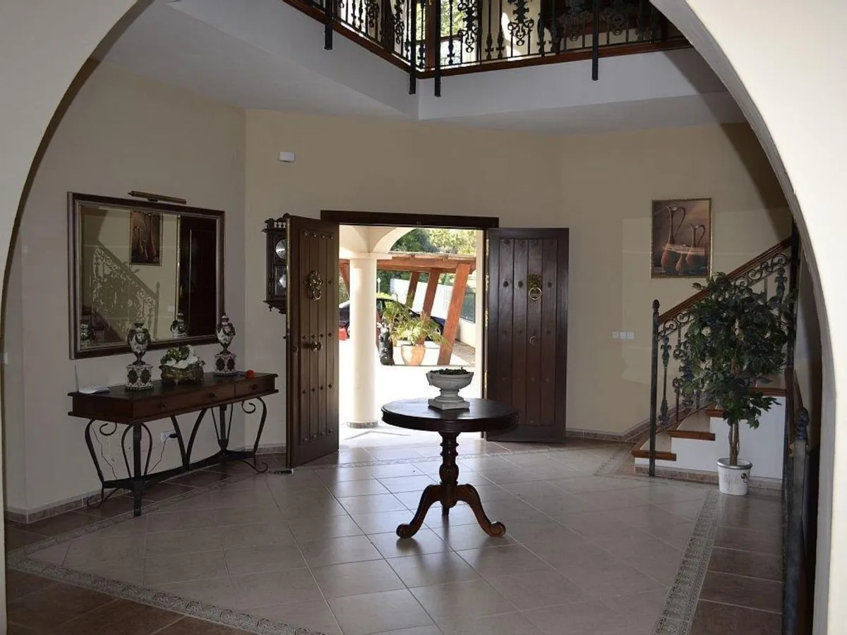 1c5bd99e-e587-4570-8fe8-50d445500f4f