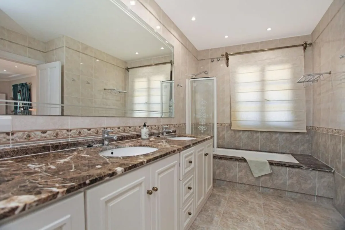 2b1570da-961e-4f30-bcfa-07259dc6f75e