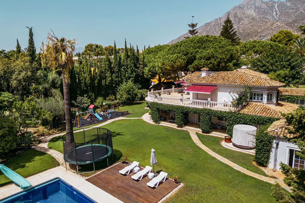 9ca7d9e3-0cc6-49b2-b7d5-bb41e0ff1496