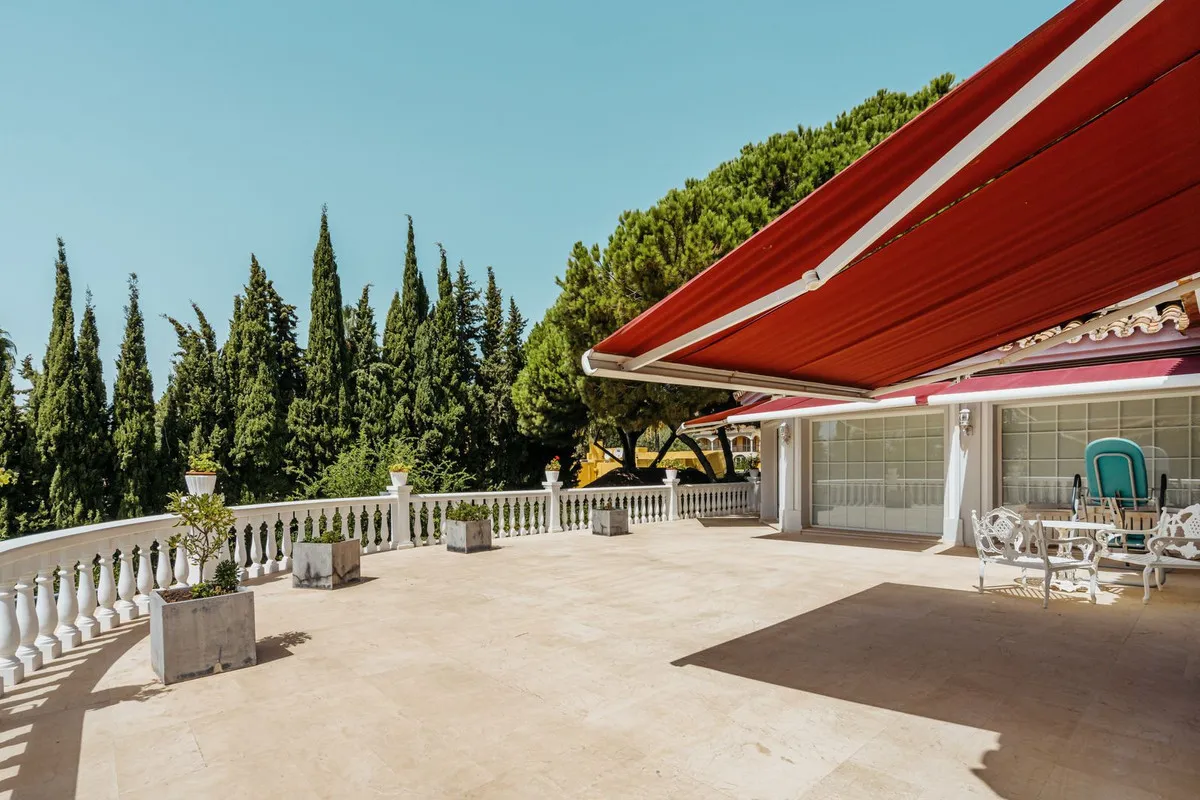 a722d2d2-2ddc-41c3-8b0d-95b2a7bcbd12