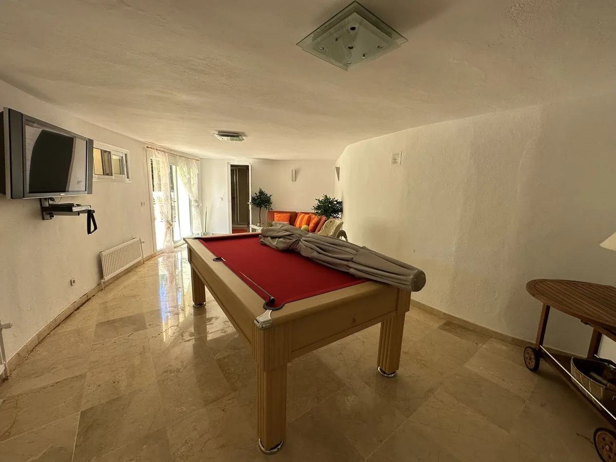 2497d712-f2f7-4573-8144-314d4788bf2e