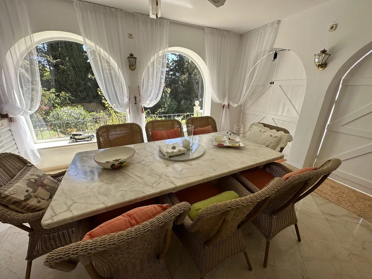 3e1d64fe-0dfe-4ce4-a640-e906f044435e