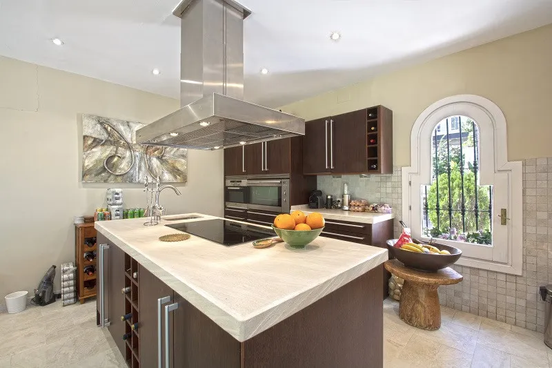 b0c06ecd-fc98-4fcf-b568-e2c99208fe37