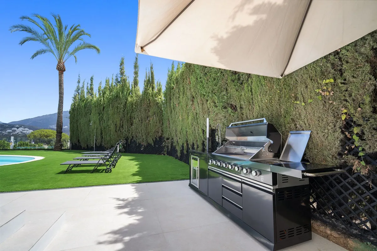 438910f7-eba8-48cf-b9d6-0d9650322ce7